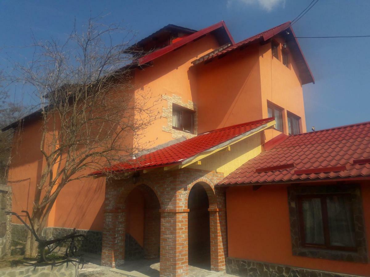 Casa Daos Hotel Nucsoara  Exterior photo